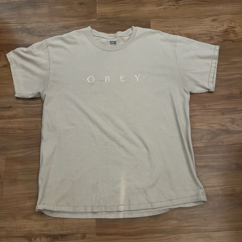Vintage obey t shirt